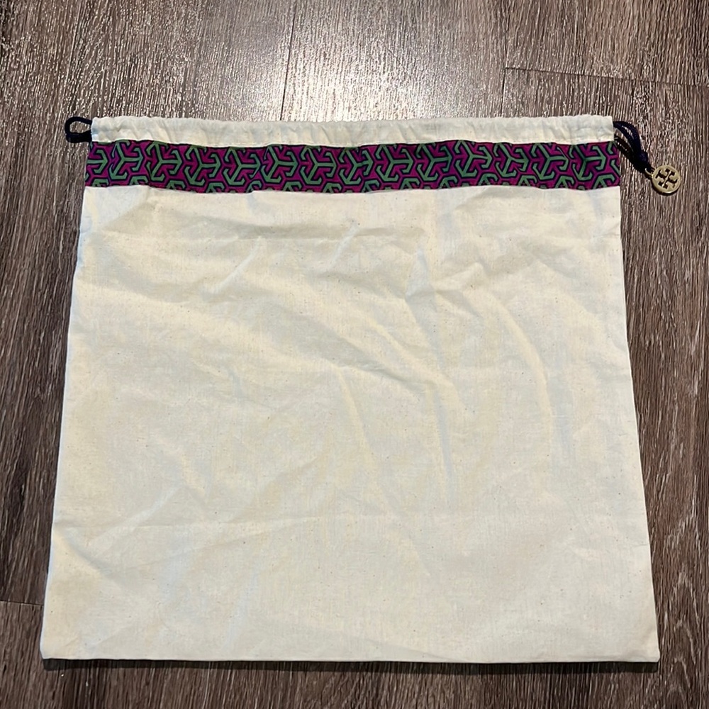 Tory burch dust bag